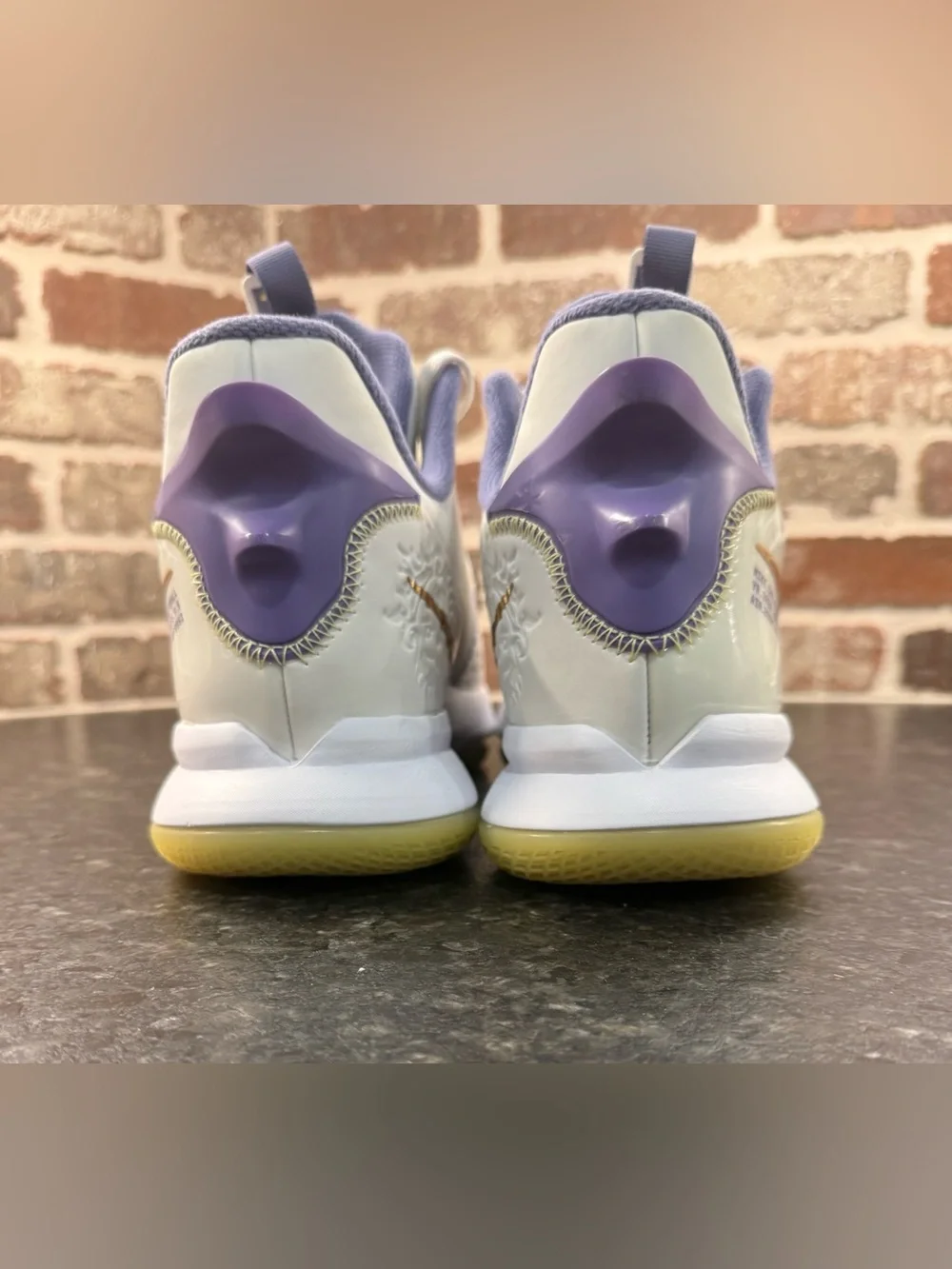 Nike lebron witness
